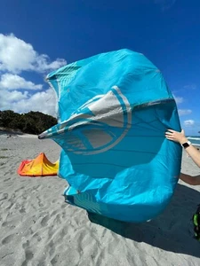 Kitesurfing /Kiteboarding Kite for Sale: 2019 7m Cabrinha Drifter  - Picture 1 of 5