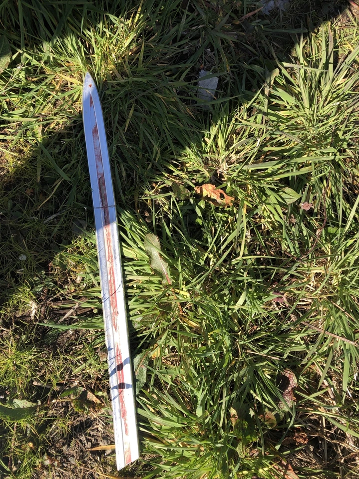 Ford Truck F100 F250 1963-64, F350 moldura guardabarros izquierdo solamente Foto 1 de 1