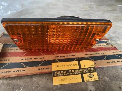DATSUN 620 PICK UP LUZ INTERMITENTE DELANTERA LÁMPARA ÁMBAR DIESTRO Genuino Nos JAPÓN Foto 1 de 4