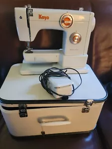 Vintage Koyo Nähmaschine Modell 1490 Tragetasche mit Schlüsseln - Bild 1 von 23