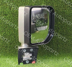 Toyota FJ cruiser 2007-2014 Side mirror Right Side Passenger Side Oem used - Picture 1 of 17