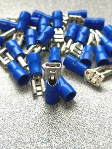 100 Stück 16-14 Stärke Buchse Schnelltrennung blau Vinyl Crimp Terminals 0,187" - Bild 1 von 1