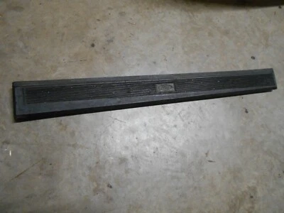 88-94 Tempo 4 Door RH Passenger Side Front Interior Rocker Sill Trim Scuff Plate Foto 1 de 4