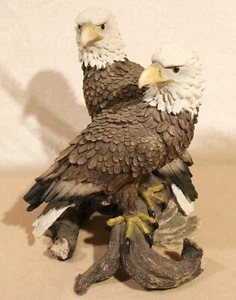 Pareja águila resina 2. Opción figura talla hecha a mano decoración pájaro de rapiña - Imagen 1 de 4
