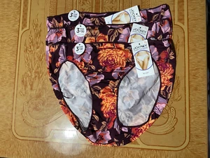 Jockey No Panty Line Promise weinrot Blumenmuster hochgeschnittene Slips - 3er Set - Größe. 7 - Neu mit Etikett - Bild 1 von 2