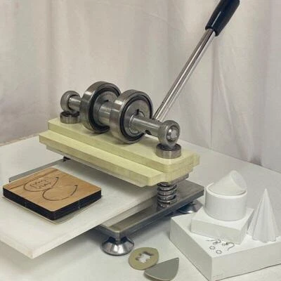 Manual Die-Cutting Machine Knife Die Stamping Machine Leather Cutting Machine - Image 1 of 4