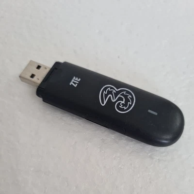ZTE MF112 Mobile Broadband USB Dongle Black Compact 3G/4G 7.2-Mbps MicroSD Slot - Image 1 of 3