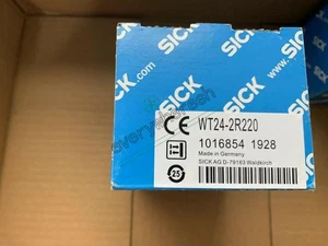 1PC NEW for sick WT24-2R220 Photoelectric sensor - Picture 1 of 2