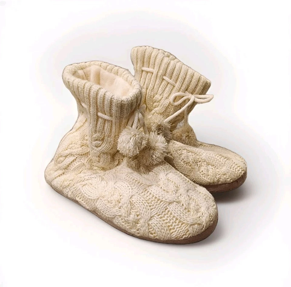 Botas chinelo femininas de malha marfim inverno interior com acabamento de pele sintética e pompons - Imagem 1 de 4