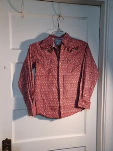Cowboy Hardware Kid Sz Large Red Embroidered Ivory Snaps Lg Sleeve Shirt A059 - Picture 1 of 14