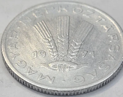 1971 Hungary 20 Filler KM# 573 US SELLER COMBINED SHIPPING - Image 1 of 2