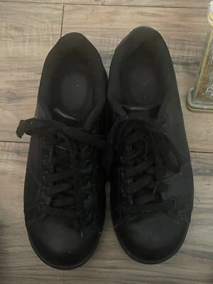 Zapatos SafeTstep para mujer 6,5 resistentes al aceite y al deslizamiento de cuero sintético negro Foto 1 de 4