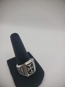 Vintage Ring Men Size 9 Stainless Steel Black Silver Tone Jewelry Costume - Picture 1 of 11
