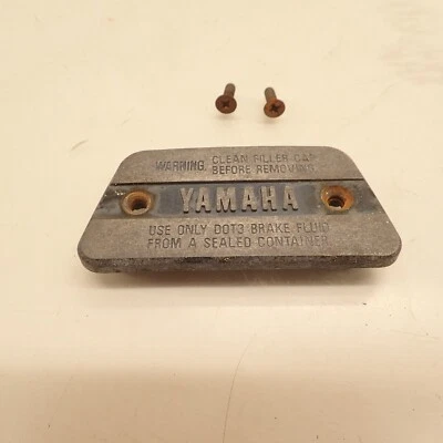 86-93 Yamaha XVZ13 Venture Royale XVZ 1300 tapa cilindro maestro freno delantero Foto 1 de 4