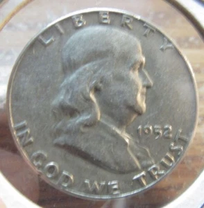 1952 Benjamin Franklin 90% Silver 50c Half Dollar #1 - Picture 1 of 2