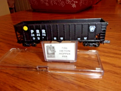 Life-Like a 7366 N-scale Pennsylvania RR# Hopper #228573 - Image 1 of 2