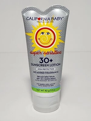Protector solar súper sensible California Baby SPF30+ resistente al agua 2,9 oz Foto 1 de 4