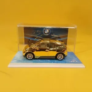 Matchbox 2015 BMW i3 oro CROMO (WANGSTAR CUSTOM) edizione limitata MBX PILOTI REALI - Foto 1 di 15