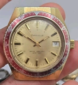 Reloj de buceo Caravelle 1976 333 ft bisel rojo funcionando Q108 ¡Muy bonito reloj! - Imagen 1 de 13