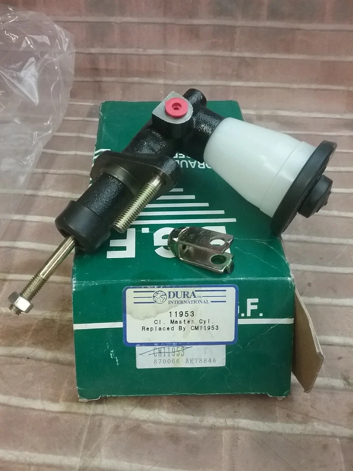 Peça de cilindro mestre de embreagem Dura International nº CM11953, 11953 - Imagem 1 de 2
