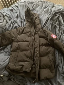 Canada Goose Wyndham Parka - Picture 1 of 8