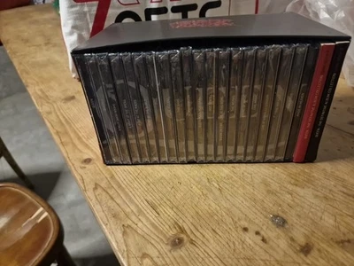 QUEEN '' THE COMPLETE ALBUM COLLECTION '' 20 CD + 2 BOOKLET Come Nuovo  - Immagine 1 di 4