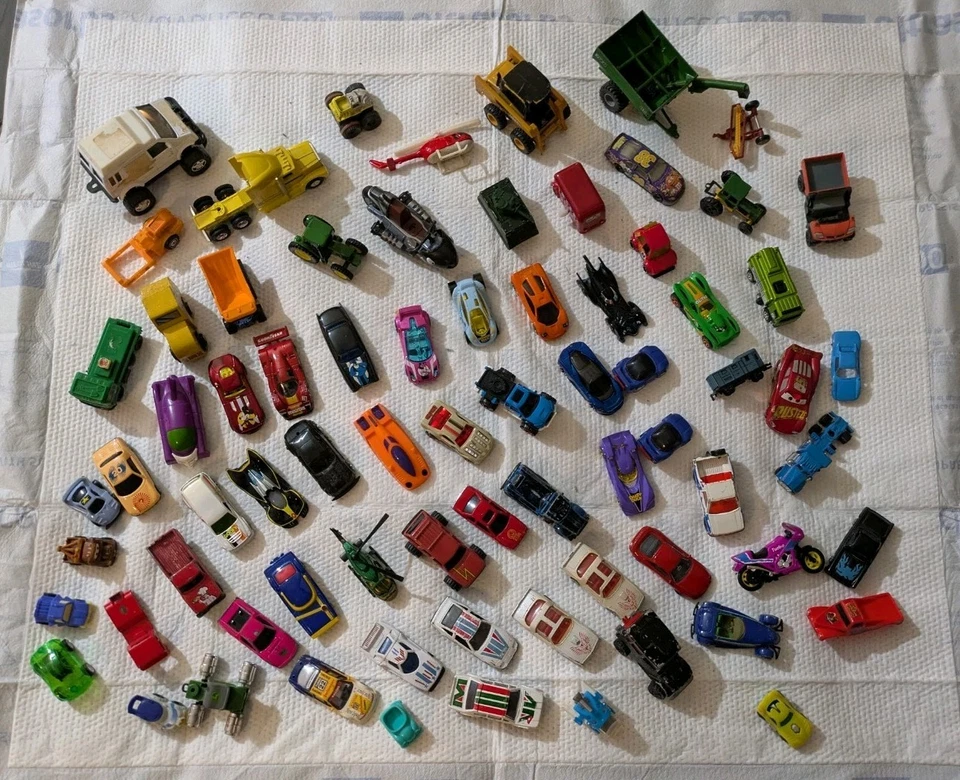 Lot of Vintage 1970s–2000s Hot Wheels  Matchbox Ertl Mixed Diecast Vehicle - Image 1 of 4