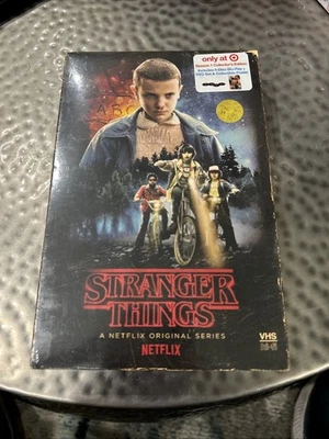 STRANGER THINGS SEASON 1 COLLECTOR'S EDITION BLU-RAY DVD DISC BOX SET NEW - Image 1 of 3