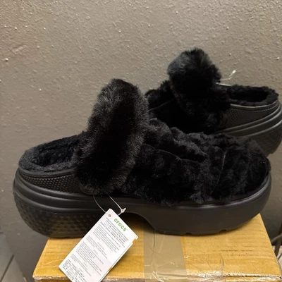 Zuecos acolchados Mega Crocs (WMNS) Stomp 'negros' para hombre talla 12 M Foto 1 de 4