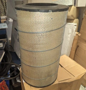 Air filter for Renault Kerax Premium 5010230916 FREE UK SHIPPING - Picture 1 of 2