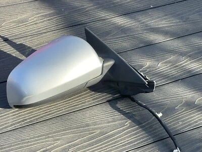 ESPEJO RETROVISOR ALA ELÉCTRICA AUDI A3 8P 2004-2008 LADO DERECHO DEL CONDUCTOR PLATEADO Foto 1 de 4