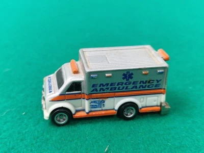 Ambulancia de emergencia Hot Wheels Micro Machines 1997 Foto 1 de 4