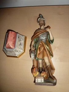 HEILIGER FLORIAN-GESCHNITZT IN BERGAHORNHOLZ-TOP ERHALTEN-MIT SOCKEL - Bild 1 von 5