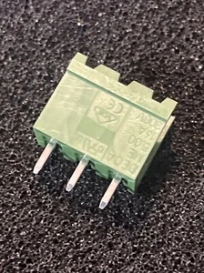 20 Each ~ EM253503VO ~ Terminal Block ~ 3Pos ~ Pitch 0.197" (5.00mm) ~ Vertical - Picture 1 of 5