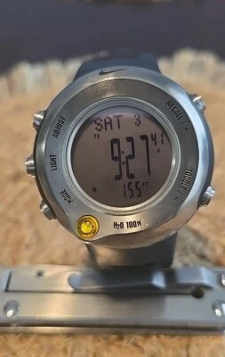 Reloj deportivo digital Nike Timing Lance 4 negro titanio (WA0020-013) Foto 1 de 4