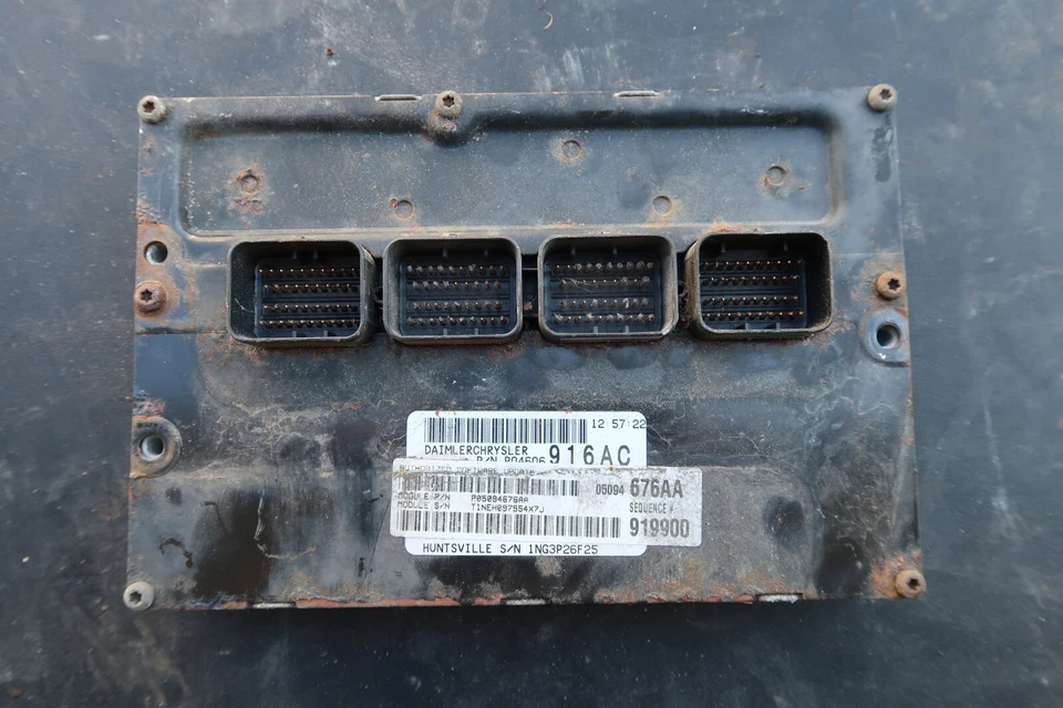 Chrysler Sebring 2005 ordenador motor ECM (A73) 05094676aa Foto 1 de 1