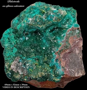 Dioptase mottramite calcite wulfenite - N'tola mine Mindouli Brazzaville Congo - Picture 1 of 12