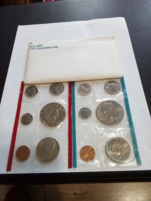 1977 P&D Mint Set with 12 Brilliant Uncirculated US Coins & Envelope (12 Coins) - Image 1 of 4