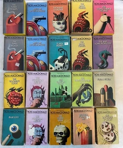 Lew Archer Ross Macdonald CHOOSE ANY TITLE: BANTAM PB 1970s Good to VGood #1 - Imagen 1 de 6