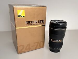 Nikon Nikkor AF-S 24-70mm f/2.8 G ED Objektiv
