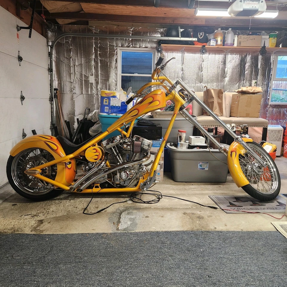 Motocicleta Redneck Engineering Chopper  Foto 1 de 4