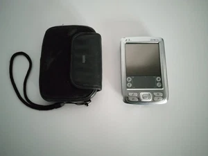 Appareil photo numérique et PDA argent PalmOne Zire 72s - Photo 1 sur 10