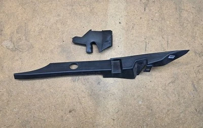 Chevrolet Volt 2011 12 13 14 2015 guardabarros superior derecho moldura 22774562 OEM  Foto 1 de 4