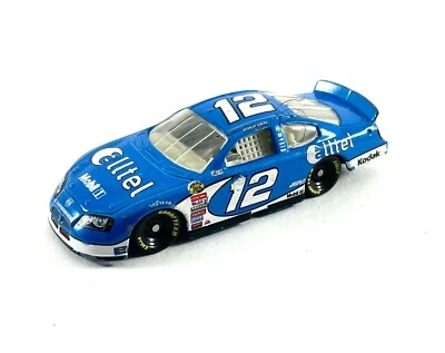 Dodge NASCAR Motorsports Authentics 2007 1:64 Ryan Newman #12 coche fundido a presión suelto Foto 1 de 4