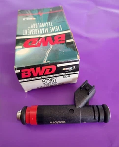 NEW Fuel Injector-MFI Injector BWD 67367 (Made in USA) - Foto 1 di 10