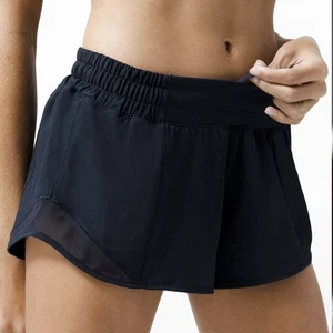 Lululemon Hotty Hot Short II 2,5" True Navy Größe 6 niedrige Leibhöhe - Bild 1 von 6