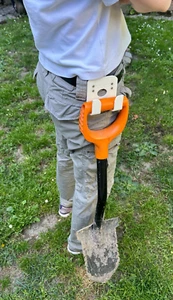 Shovel & Spade Holder – The Companion for Metal Detecting Enthusiasts - Picture 1 of 7
