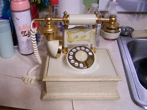 Vintage American Telecommunications Corp Deco-Tel French Style Phone - Picture 1 of 9