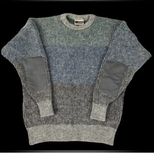 VTG Samband of Iceland 100% New Wool Subtle Color Block Elbow Patch Sweater L - Picture 1 of 8
