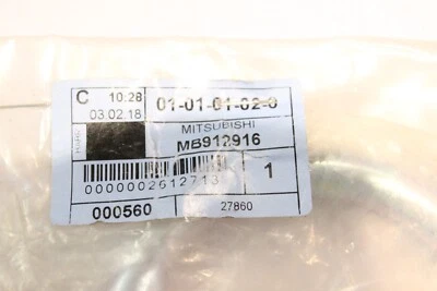 Genuine OEM Mitsubishi U-Bolt kit MB912916 — 第 1/4 张图片